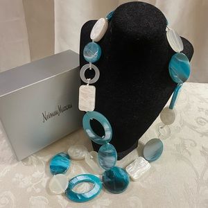 🆕 Neiman Marcus Nautical long necklace, in Box